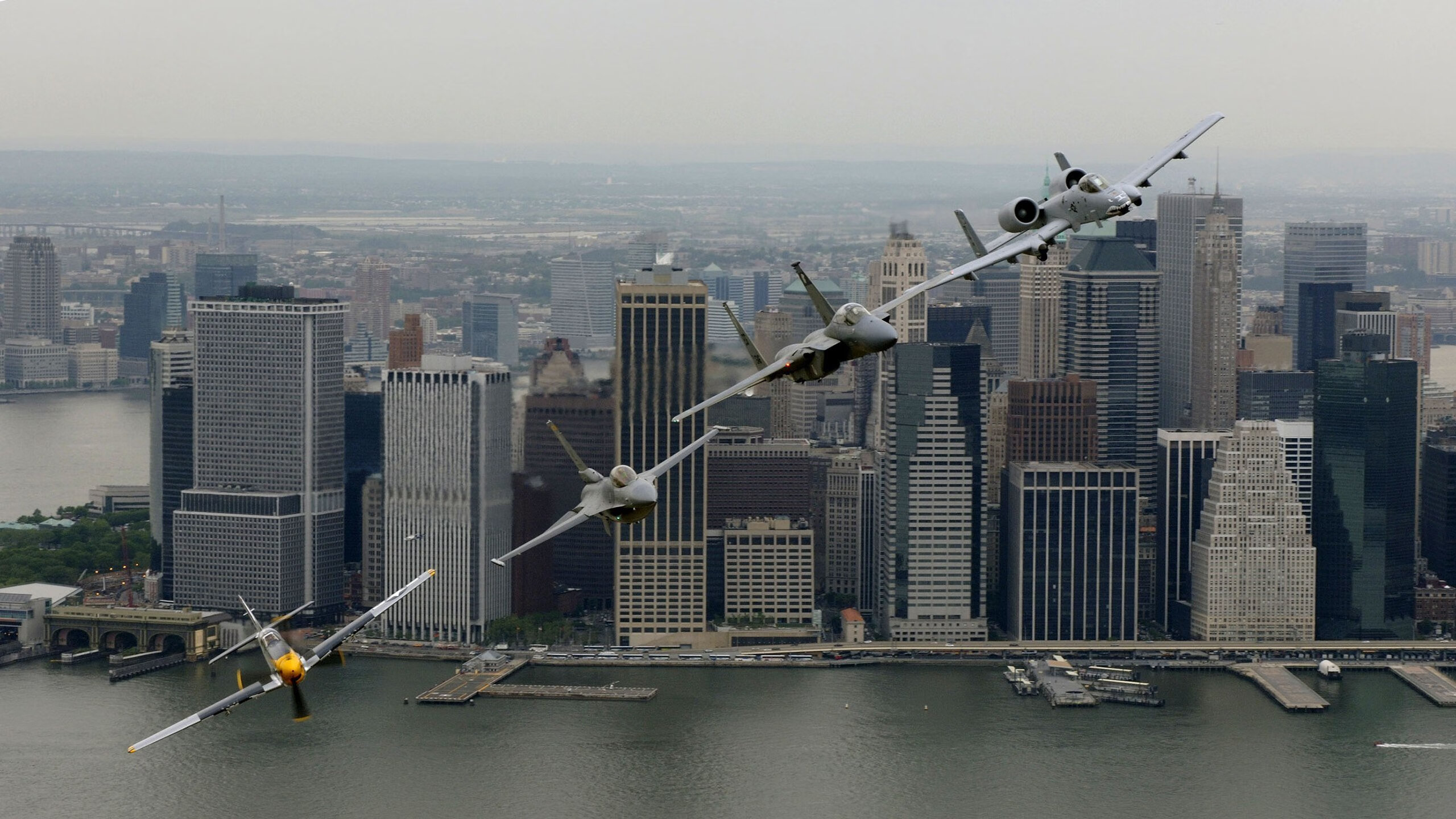 新赛季球衣风格引入传统图腾元素，22-23赛季球衣