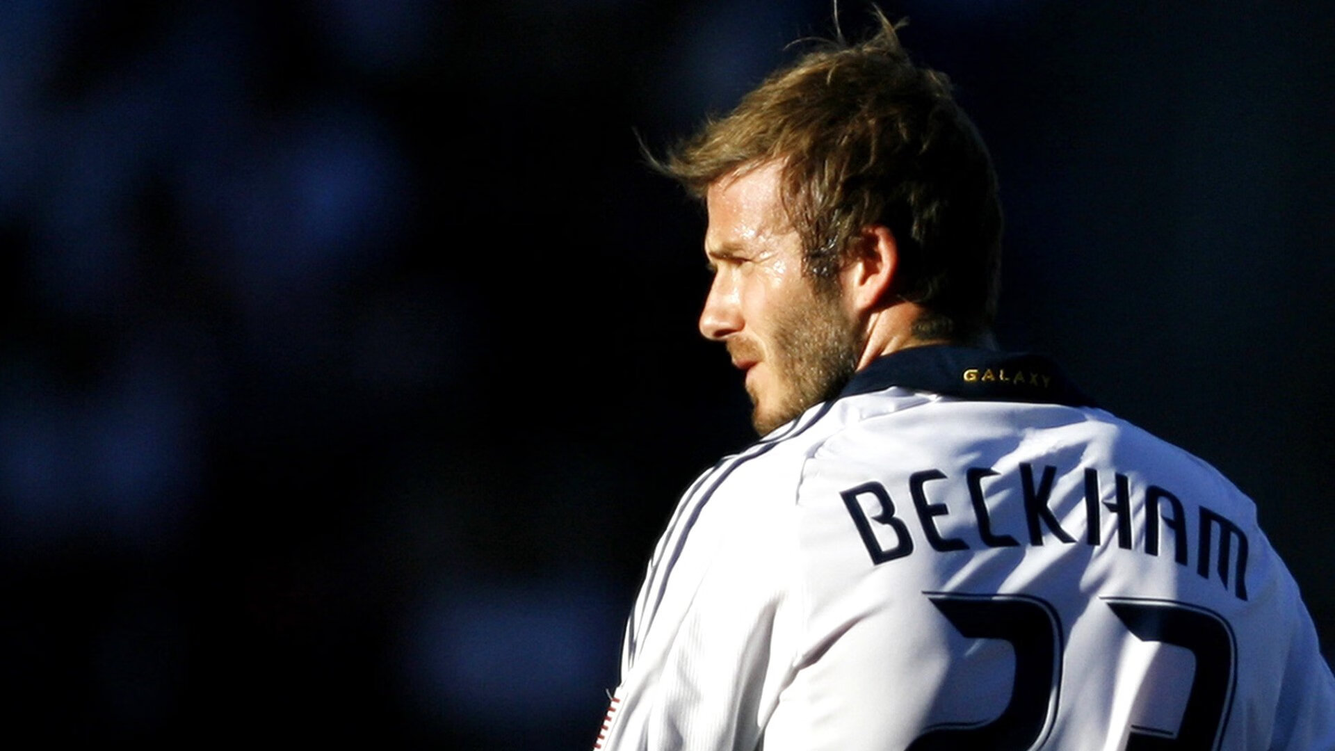 爱游戏娱乐-各地青少年足球锦标赛涌现潜力新星备受关注，全国青少年足球选拔赛